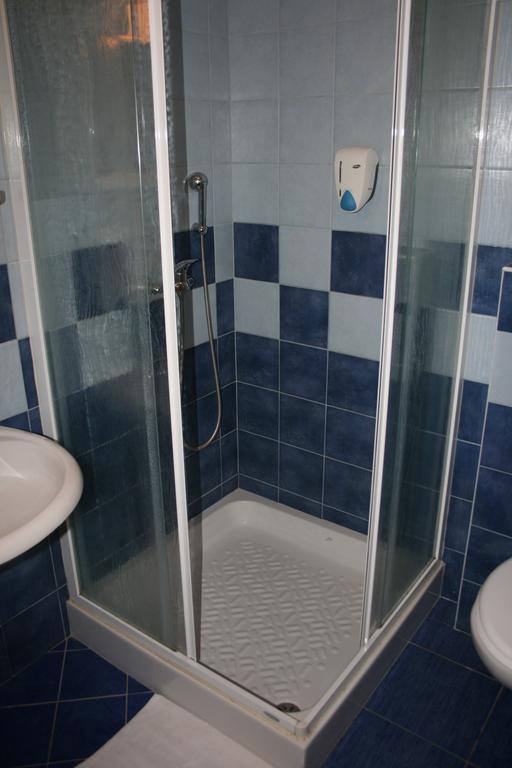 Guest House Klub Kovac Naklo Phòng bức ảnh